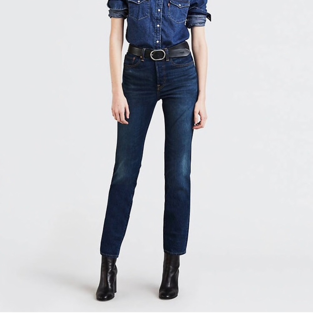 Levi’s Wedgie Fit Jeans Dark Wash 27 Regular NWT